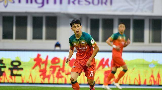 短篇论校花系列小说合集视频
